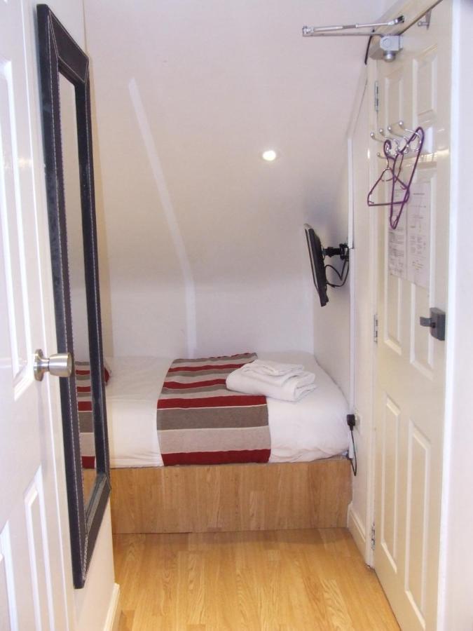 Alexandra Guest House Hemel Hempstead Bagian luar foto